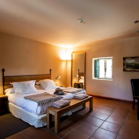 Hacienda Zorita Wine - Small Luxury