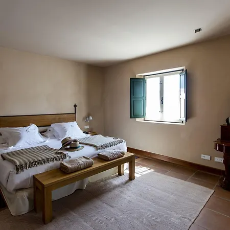 מלון Hacienda Zorita Wine & 5*