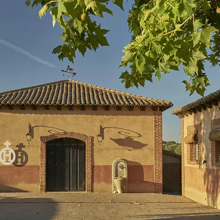 Hacienda Zorita Wine - Small Luxury