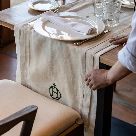 Hacienda Zorita Wine - Small Luxury ホテル Valverdón