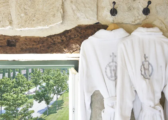 Hacienda Zorita Wine & - Small Luxury