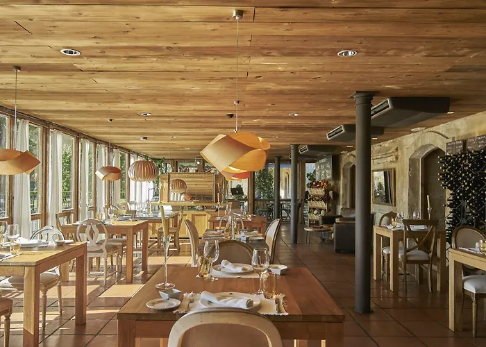 Hacienda Zorita Wine & - Small Luxury 5* Valverdón