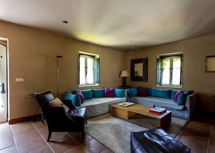 Hacienda Zorita Wine & - Small Luxury Valverdón